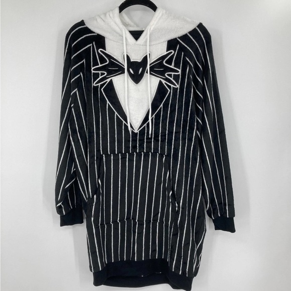 Disney Jack Skellington Nightmare before Christmas Pajama Set Socks NEW Sz 8/10 - Picture 3 of 14